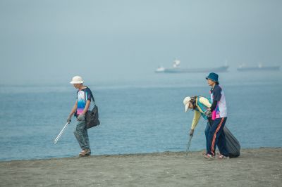 _高雄幸福海洋城市協會-世界地球日淨灘活動-kaiibo20180502012353937315.jpg